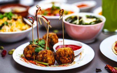 A Taste of Local Goa: Best Street Foods and Cafés Near Surya Kiran Heritage Hotel